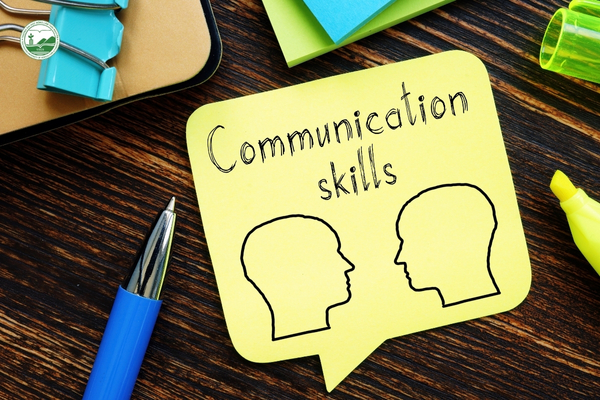 Sinh viên Việt học kỹ năng giao tiếp và làm việc đa văn hóa trong doanh nghiệp Nhật