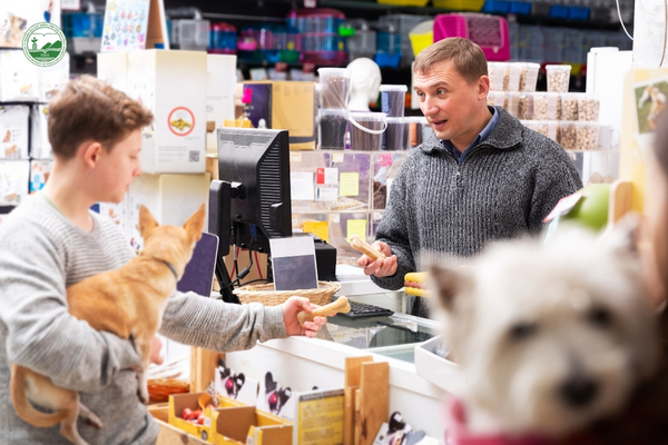 Doanh nhân và người lao động có cơ hội khởi nghiệp thức ăn thú cưng, thú y, grooming, pet-tech và bán lẻ thú cưng.